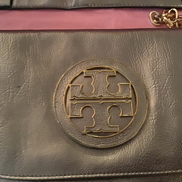 Tory Burch Flap Metallic Leather Clutch Silver - Picture 2 of 9